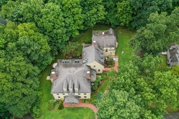 $549,900 | 18 Wintergreen Court, Unit 18, Lunenburg, MA 01462