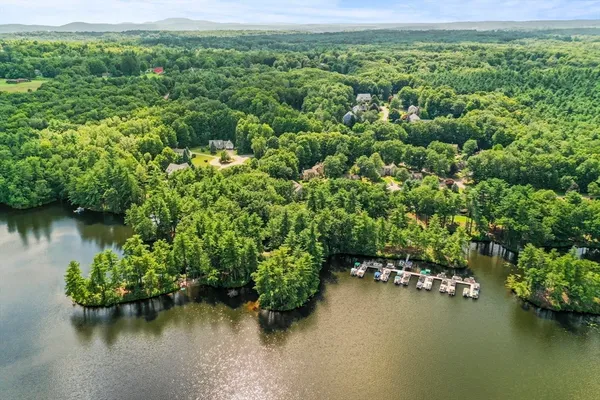 $549,900 | 18 Wintergreen Court, Unit 18, Lunenburg, MA 01462