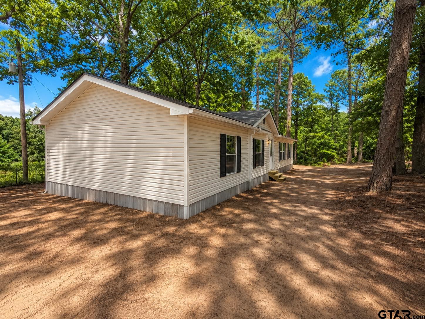 454 Elderville Peatown Road Longview, TX 75603 - Photo 3 of 20