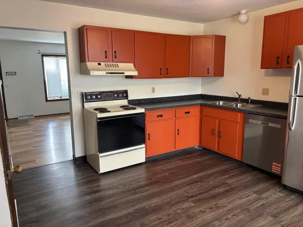 $220,000 | 44 North Lakewood Gardens Lane, Madison, WI 53704