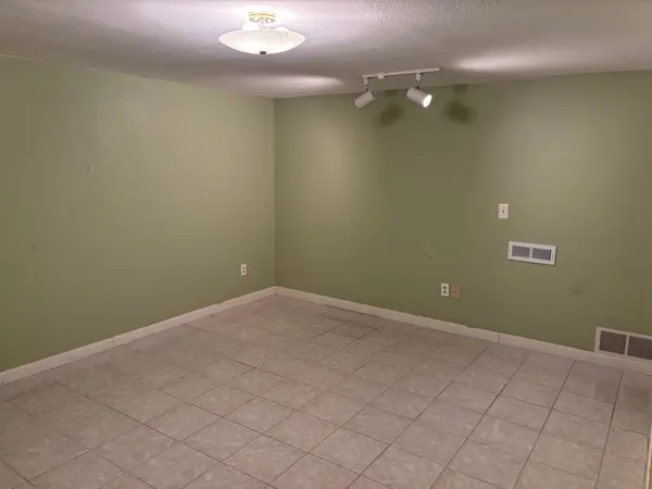 $220,000 | 44 North Lakewood Gardens Lane, Madison, WI 53704