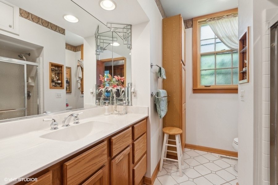 4014 Pitzen Road Johnsburg, IL 60051 - Photo 11 of 25