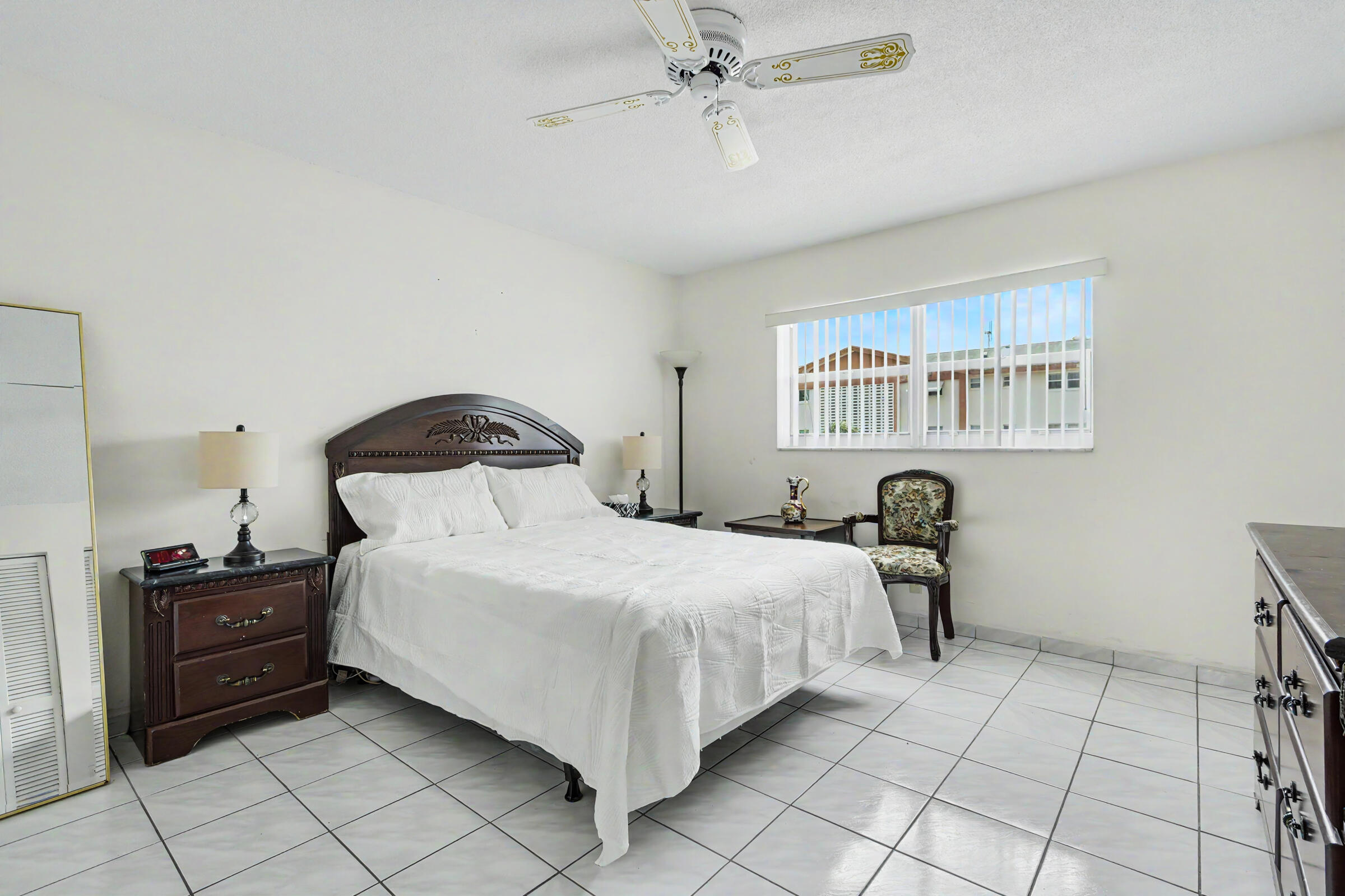 5300 Washington Street, Unit E208 Hollywood, FL 33021 - Photo 23 of 52 5300-24