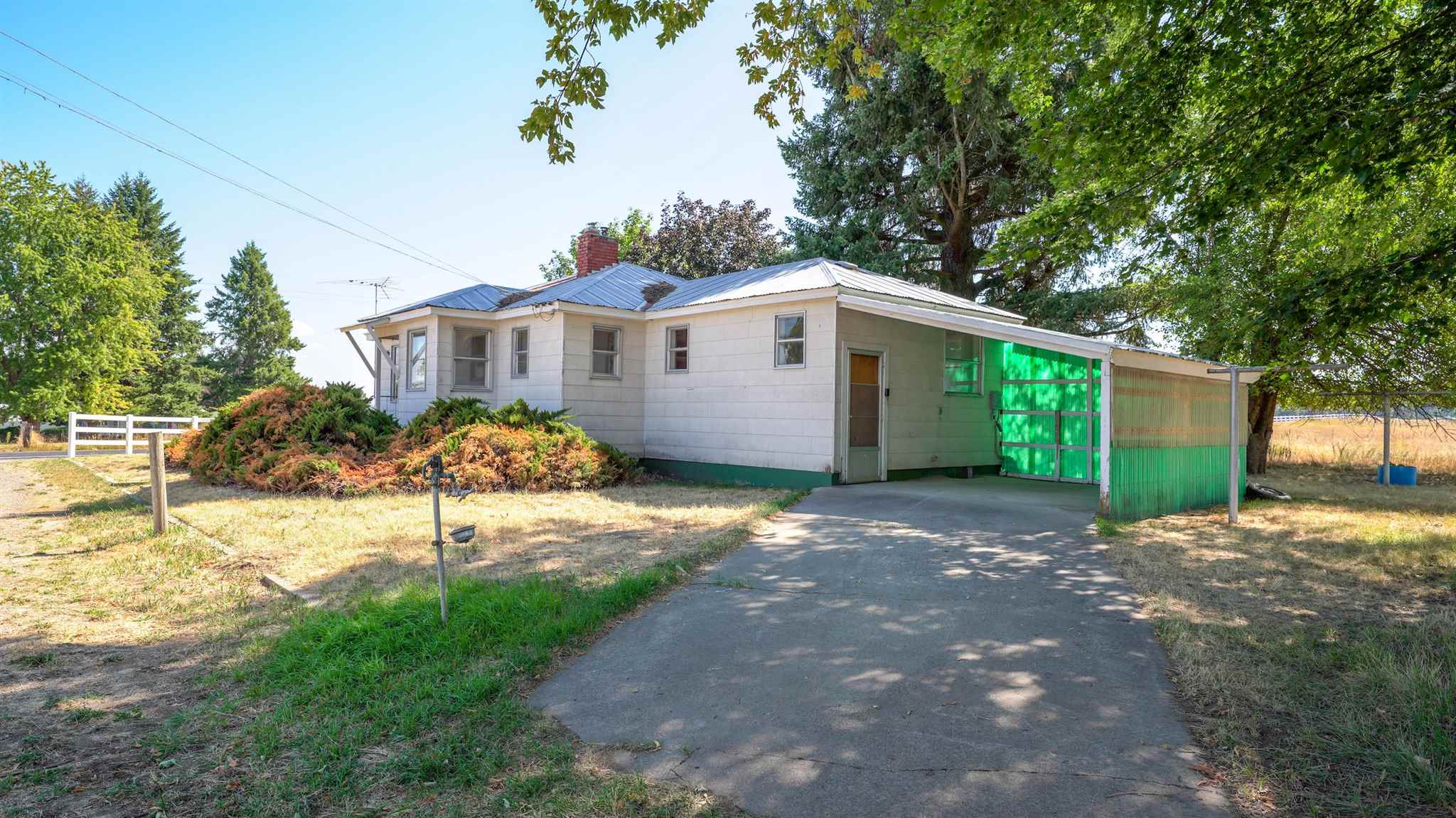 26911 North Monroe Road Deer Park, WA 99006 - Photo 3 of 35