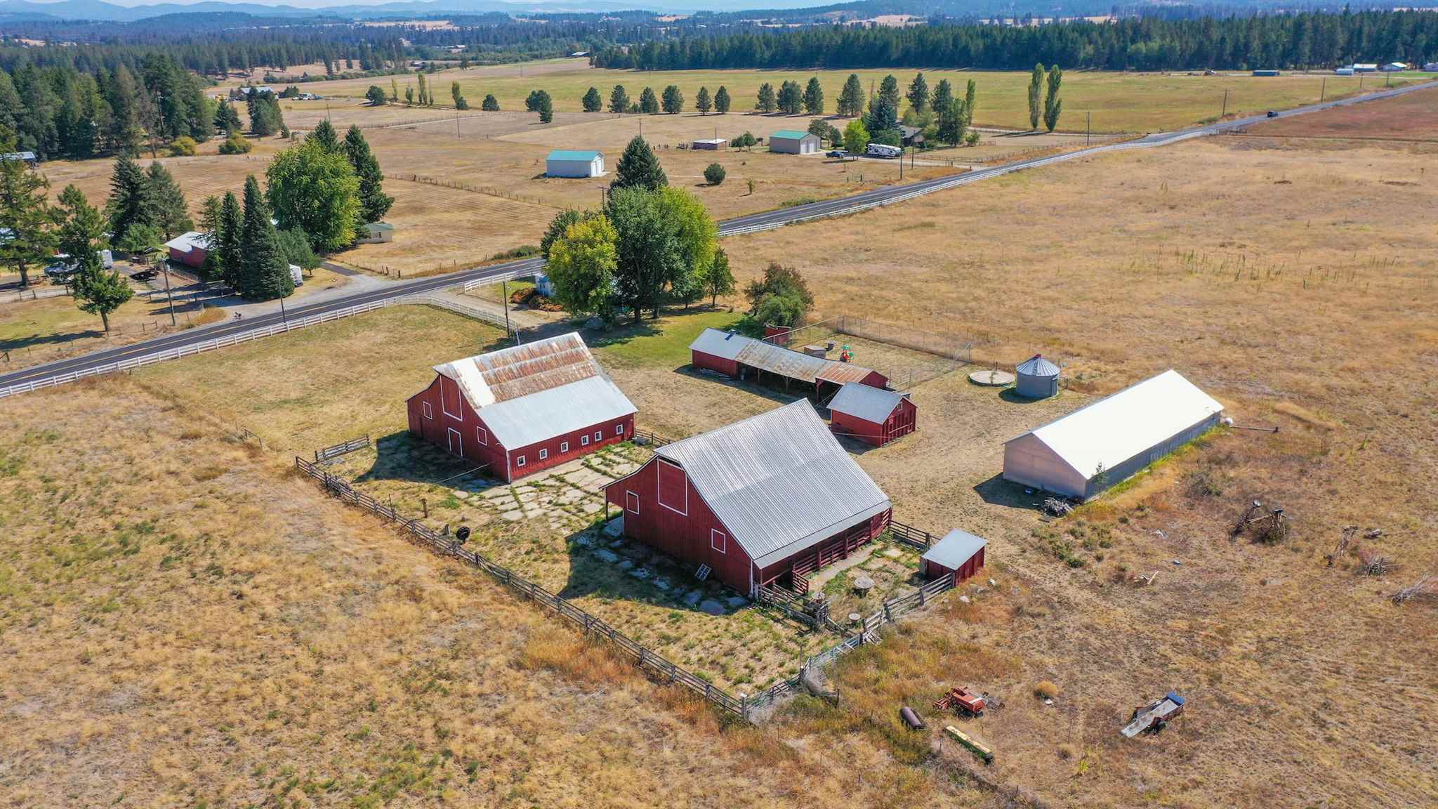 26911 North Monroe Road Deer Park, WA 99006 - Photo 33 of 35