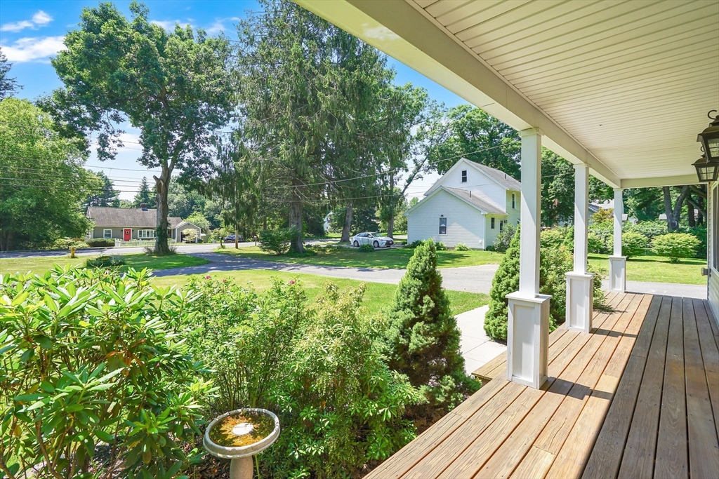 156 Hampden Road East Longmeadow, MA 01028 - Photo 5 of 37
