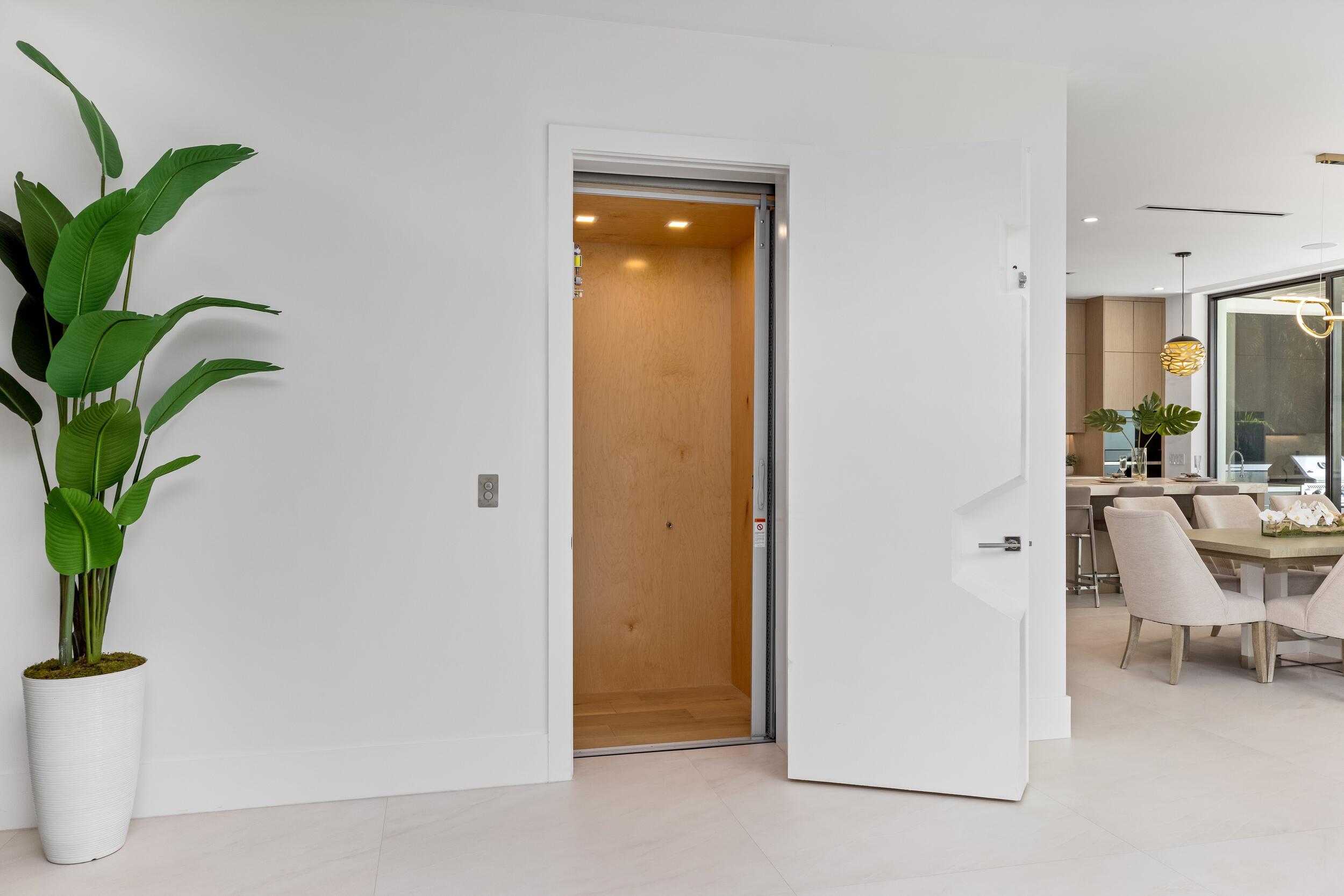 98 Northeast Spanish Trail Boca Raton, FL 33432 - Photo 25 of 71 Elevator 1