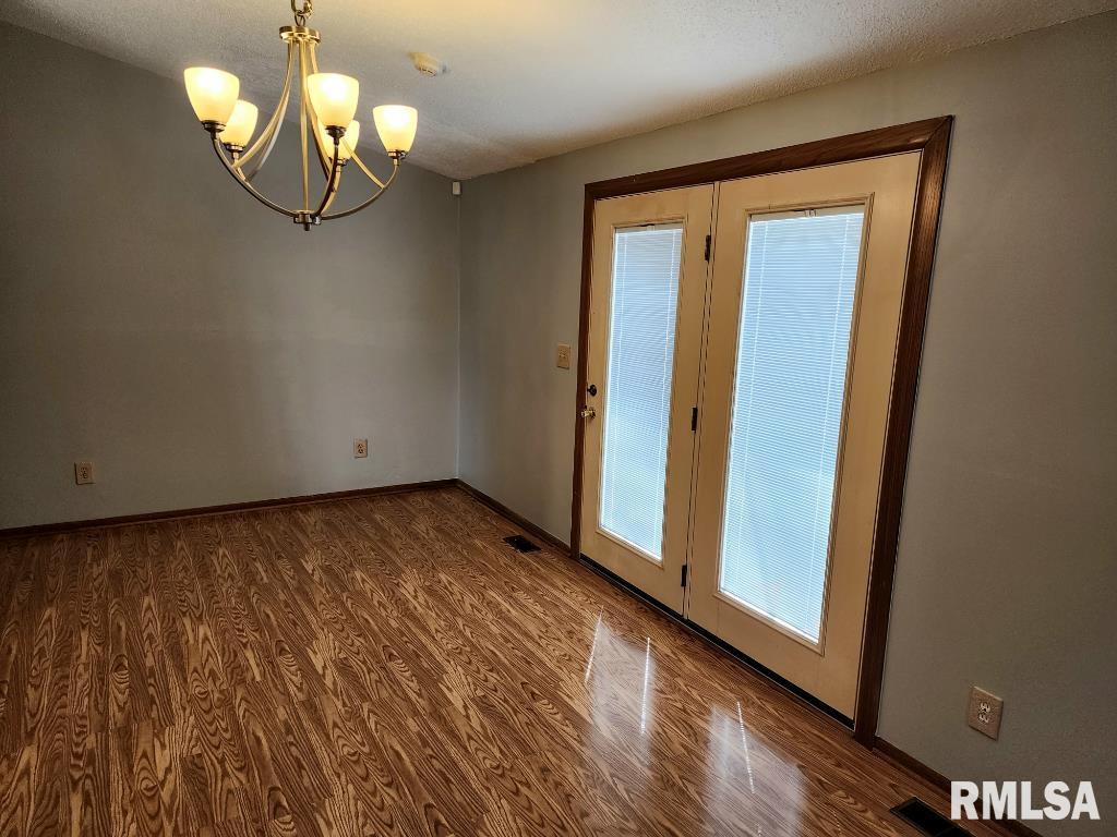 5093 White Walnut Road Pinckneyville, IL 62274 - Photo 12 of 33