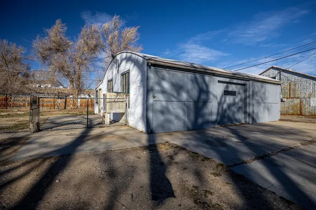 $190,000 | 222 5th Street, Mills, WY 82644