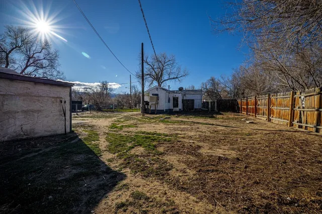 $190,000 | 222 5th Street, Mills, WY 82644