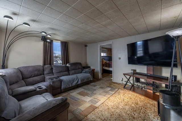 $190,000 | 222 5th Street, Mills, WY 82644