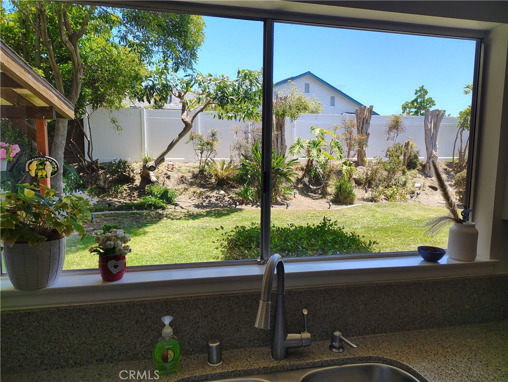 398 Day Road Ventura, CA 93003 - Photo 21 of 69 a view of a fountain in front of a house