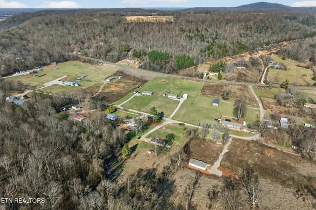 $179,998 | 301 Morris Demps Road, Sparta, TN 38583