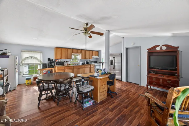 $179,998 | 301 Morris Demps Road, Sparta, TN 38583