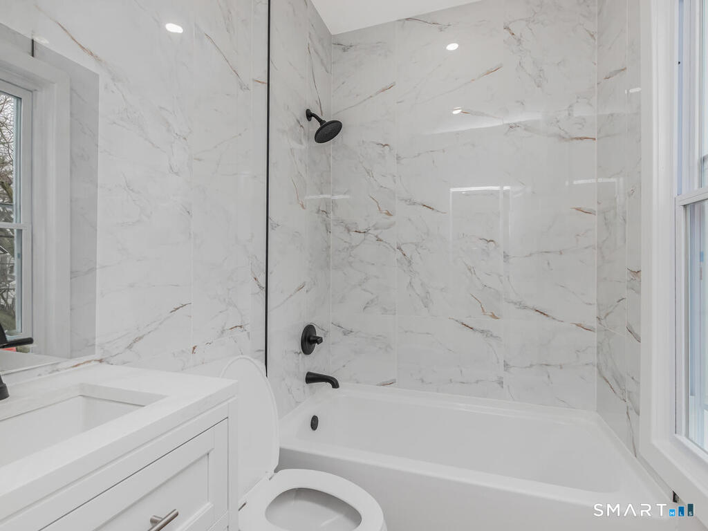 201 Lewis Street Bridgeport, CT 06605 - Photo 11 of 27