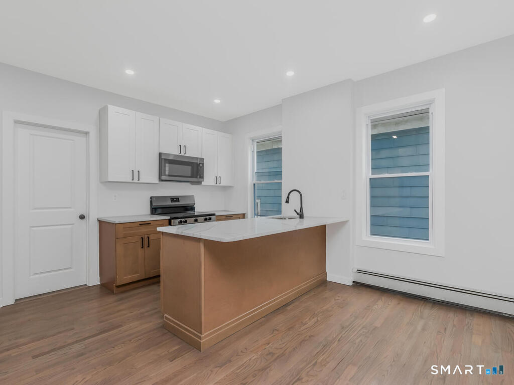 201 Lewis Street Bridgeport, CT 06605 - Photo 13 of 27