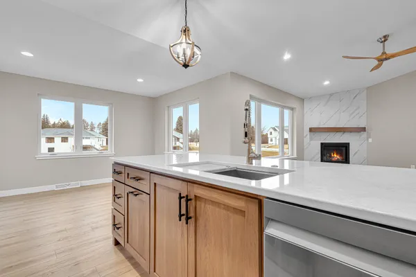 $614,900 | 4915 Lincoln Way, Sheboygan, WI 53083