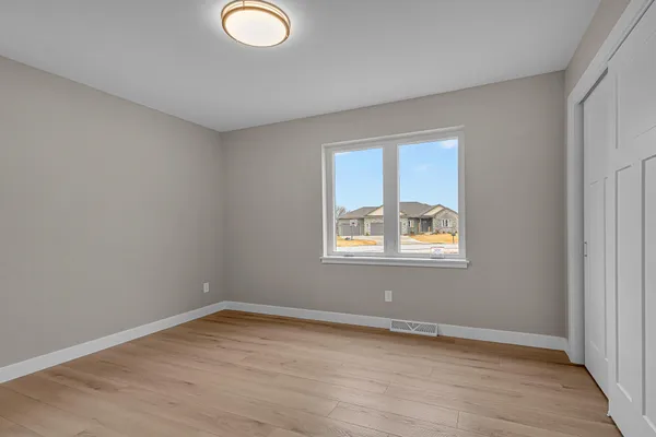 $614,900 | 4915 Lincoln Way, Sheboygan, WI 53083