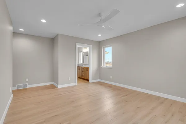 $614,900 | 4915 Lincoln Way, Sheboygan, WI 53083