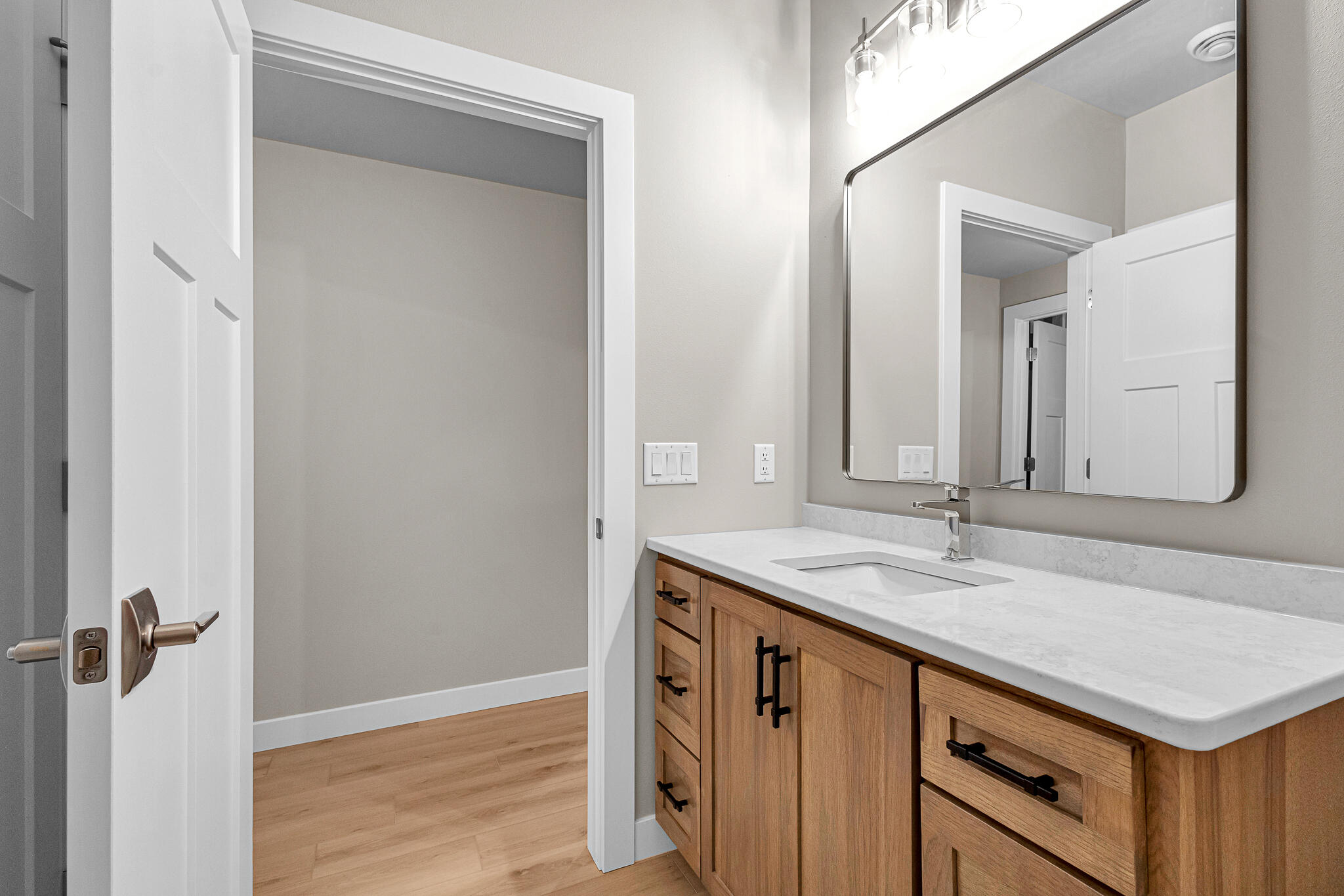 4915 Lincoln Way Sheboygan, WI 53083 - Photo 46 of 50 Basement Bathroom