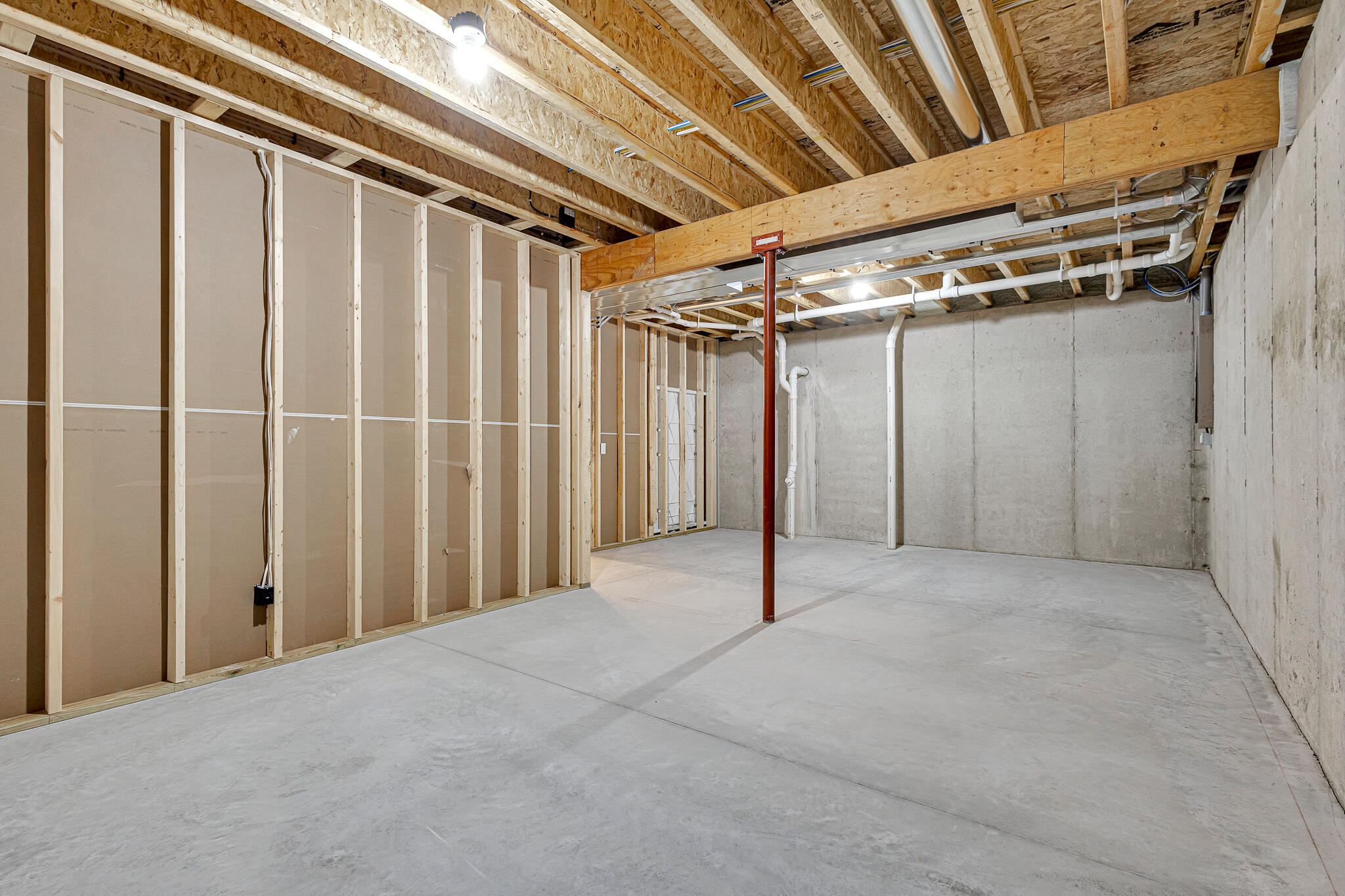 4915 Lincoln Way Sheboygan, WI 53083 - Photo 47 of 50 Storage Room