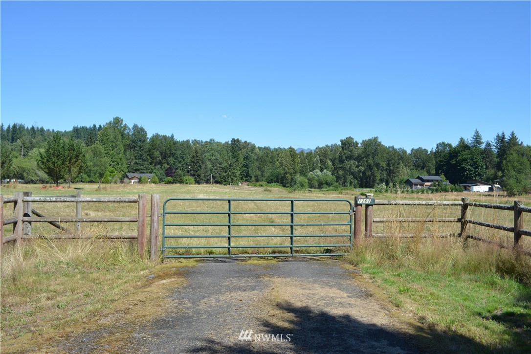 12811 Reiner Road Monroe, WA 98272 - Photo 1 of 11