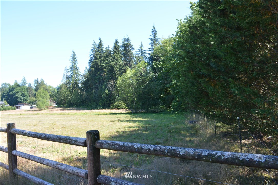 12811 Reiner Road Monroe, WA 98272 - Photo 2 of 11