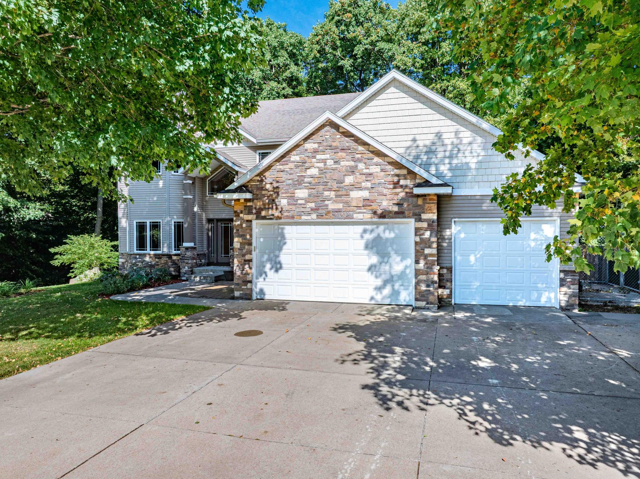 5450 Raven Point Road Prior Lake, MN 55372 - Photo 8 of 93 Gallery Image 8