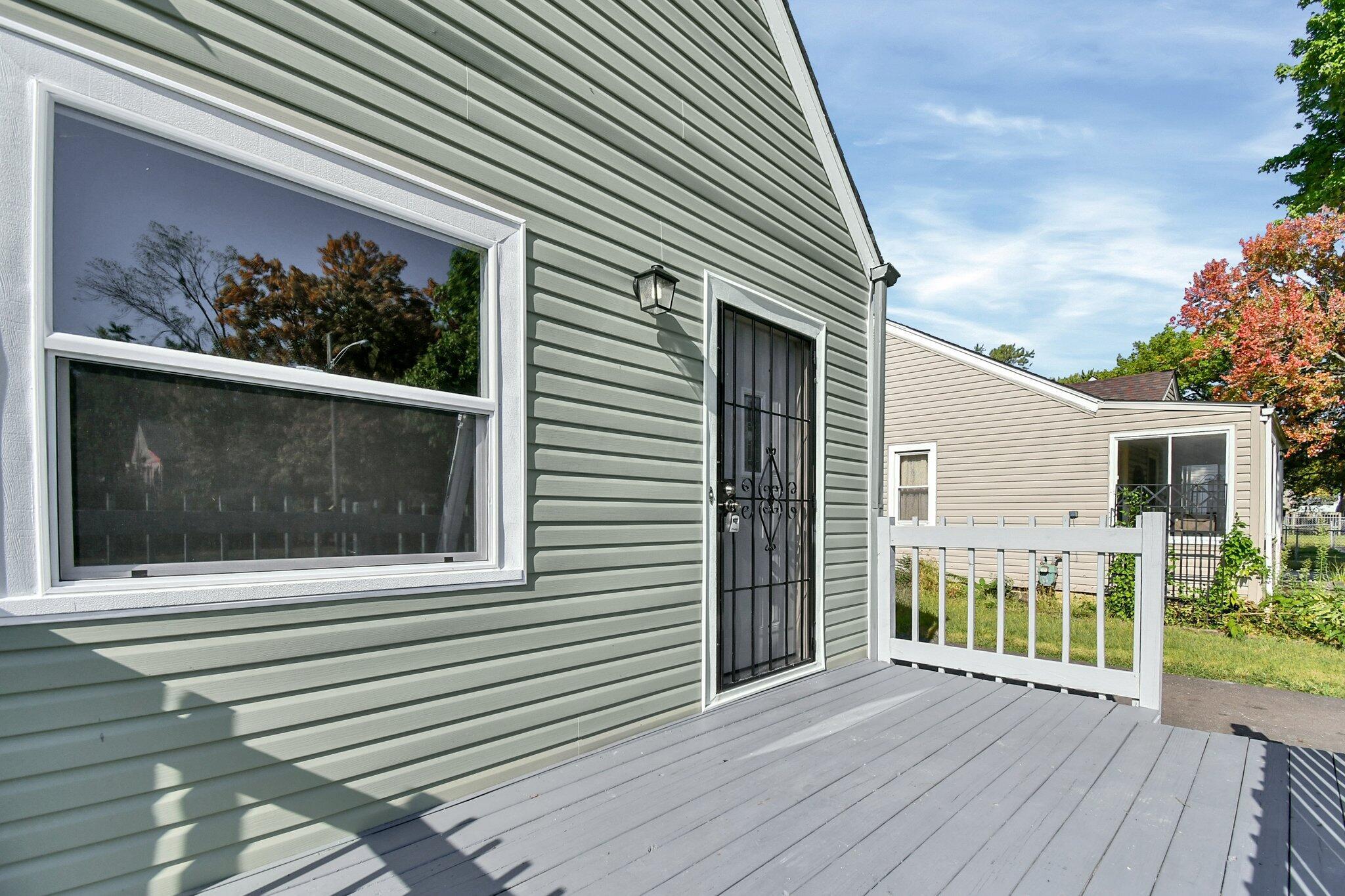 2209 Sagamore Road Columbus, OH 43219 - Photo 3 of 25 6-web-or-mls-2209-sagamore-rd
