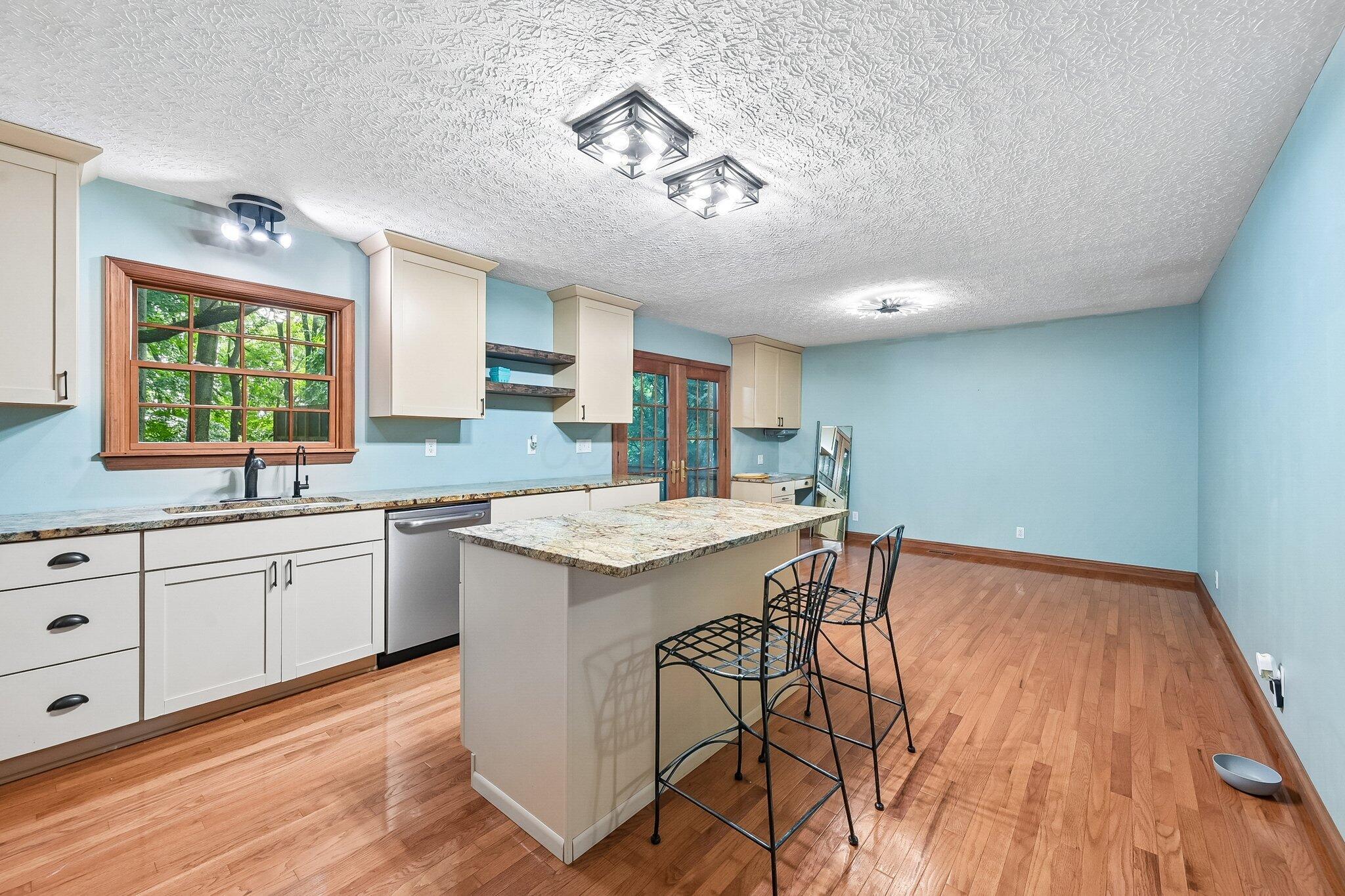 12120 Young Road Amanda, OH 43102 - Photo 14 of 114 Kitchen