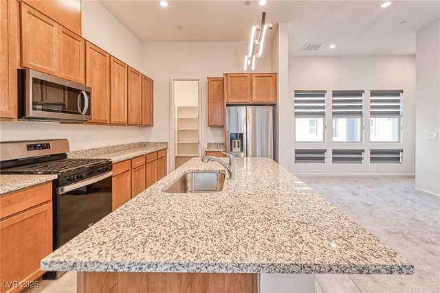 $3,400 | 643 Grey Saker Street, Las Vegas, NV 89138