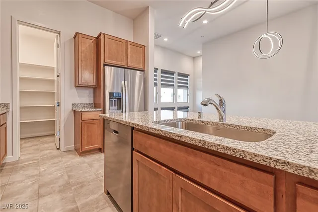 $3,400 | 643 Grey Saker Street, Las Vegas, NV 89138