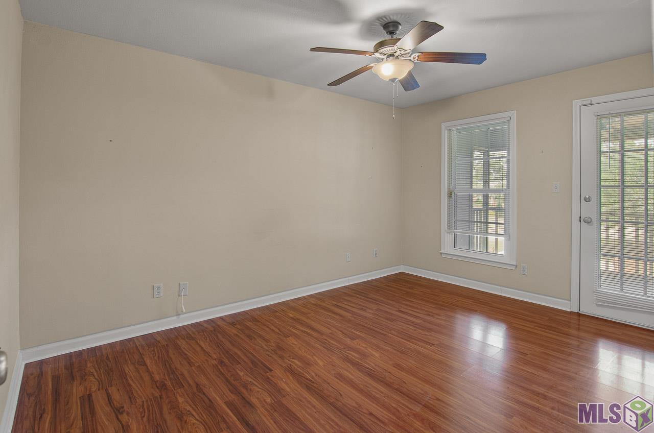 7956 Jefferson Pl Boulevard, Unit 1C Baton Rouge, LA 70809 - Photo 11 of 19 Spare Bedroom