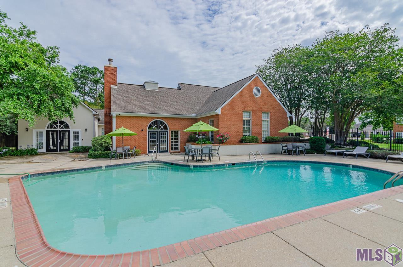 7956 Jefferson Pl Boulevard, Unit 1C Baton Rouge, LA 70809 - Photo 17 of 19 Pool
