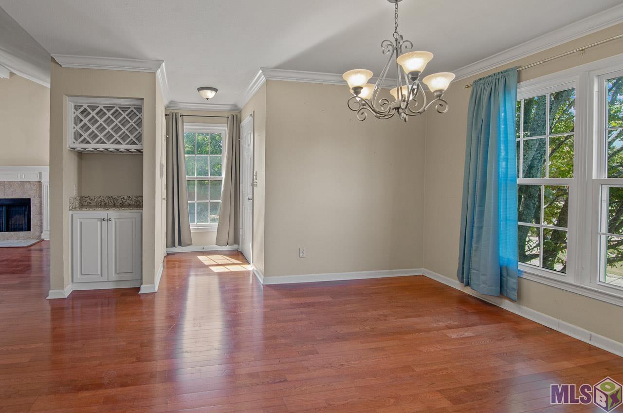 7956 Jefferson Pl Boulevard, Unit 1C Baton Rouge, LA 70809 - Photo 5 of 19 Dining Area