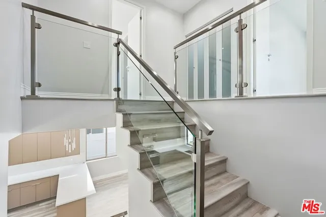 $2,200,000 | 6717 Sunnyslope Avenue, Van Nuys, CA 91401