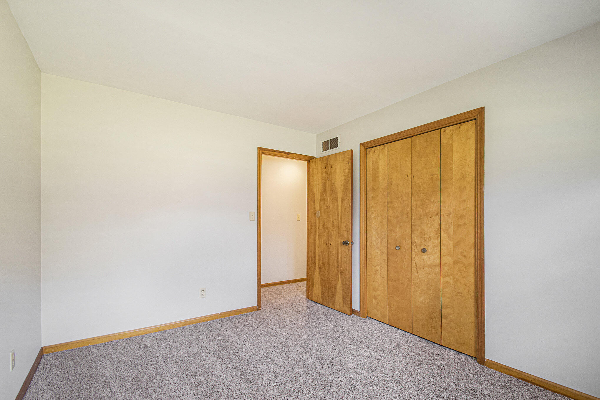 6465 West Bleck Road La Porte, IN 46350 - Photo 16 of 30 2038x1358