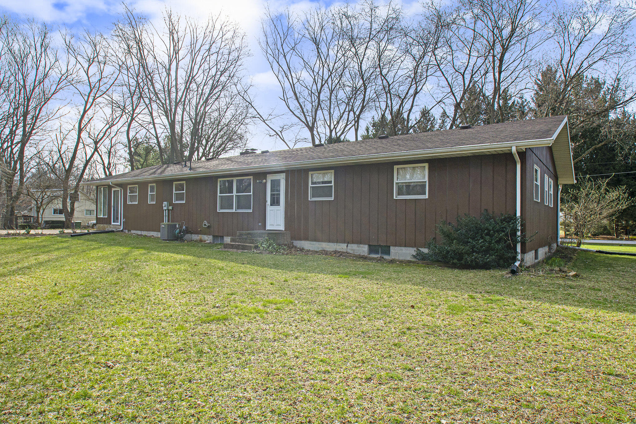 6465 West Bleck Road La Porte, IN 46350 - Photo 26 of 30 2038x1359