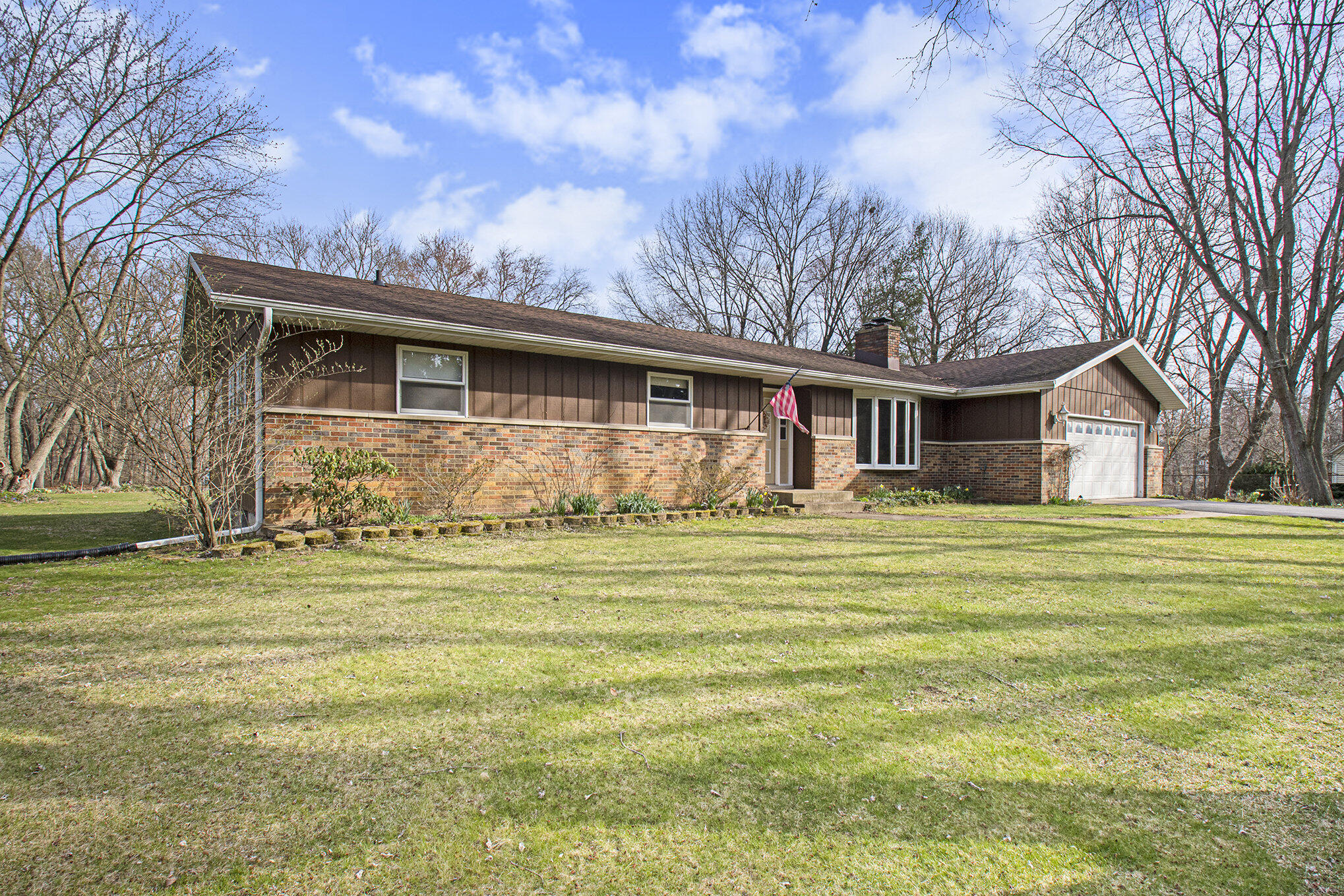 6465 West Bleck Road La Porte, IN 46350 - Photo 3 of 30 2038x1359
