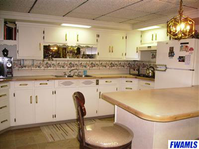 312 East Dustman Road Bluffton, IN 46714 - Photo 12 of 16 Gallery Image 12