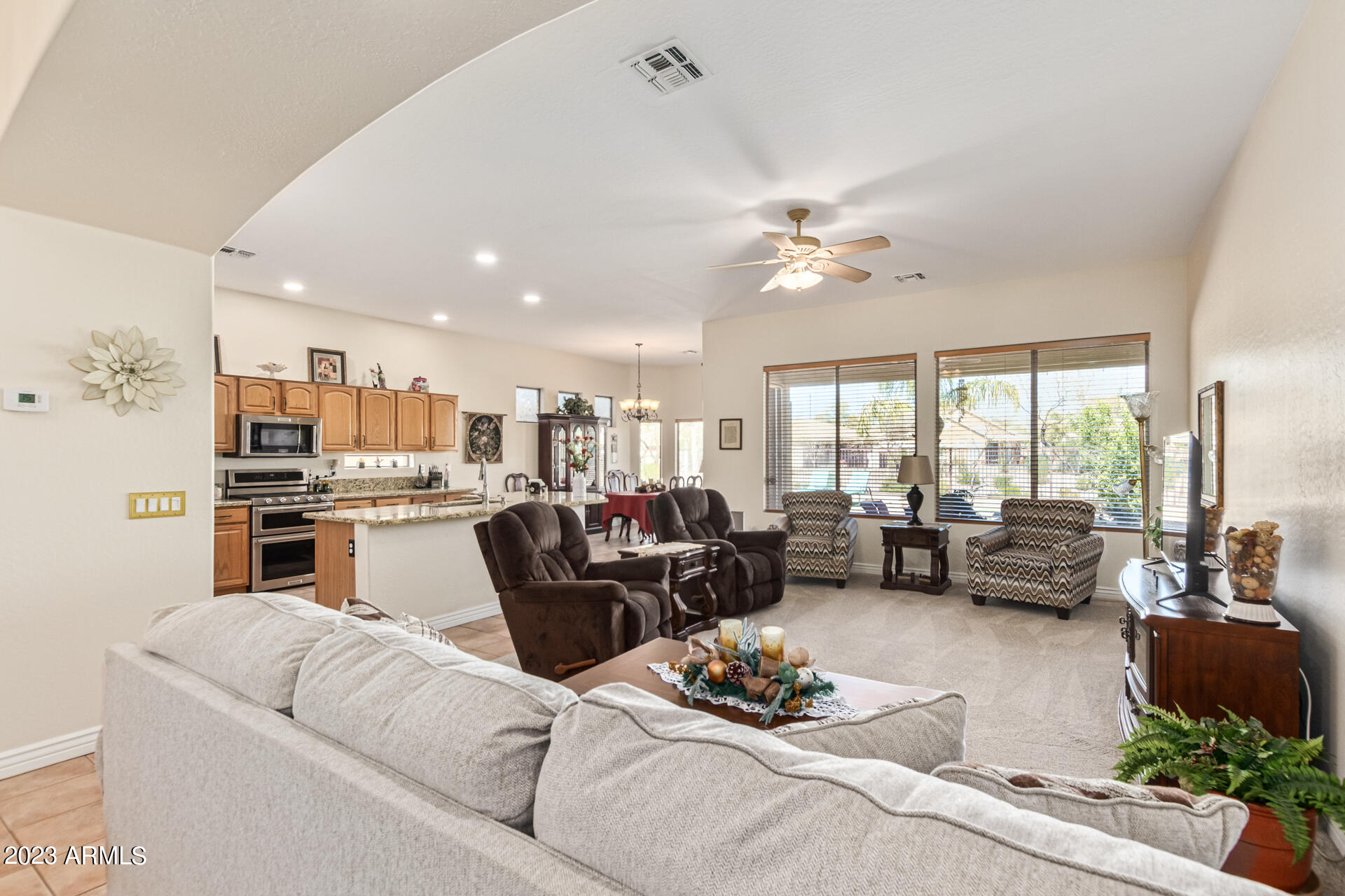 4258 East Lantern Place Gilbert, AZ 85297 - Photo 6 of 27 06 - Lantern