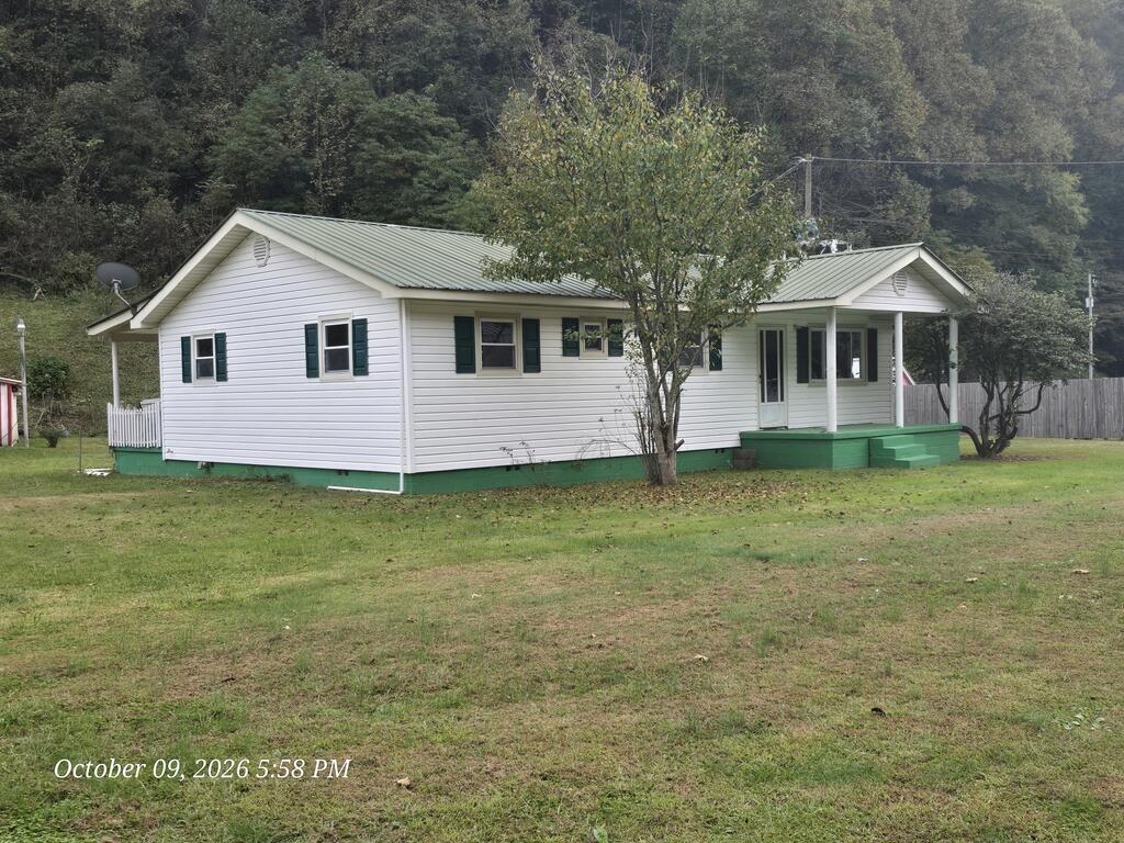 70 Coalton Road Cyclone, WV 24827 - Photo 1 of 16 Gallery Image 1