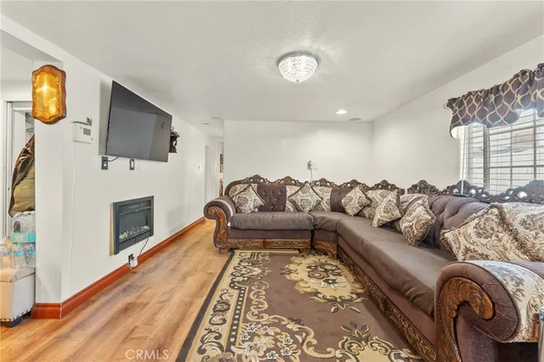 $149,000 | 2865 West Rialto Avenue, Unit 17, Rialto, CA 92376