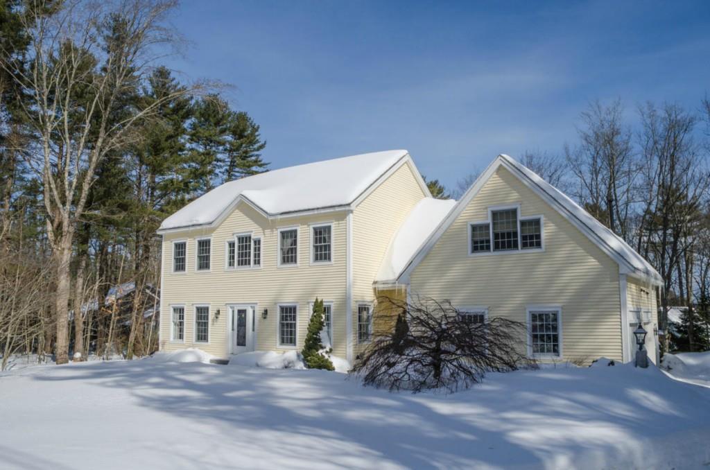 109 Foreside Road Cumberland Foreside, ME 04110 - Photo 1 of 19 Photo
