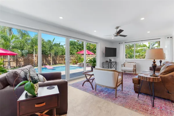 $5,000 | 1639 Northeast 27th Drive, Wilton Manors, FL 33334