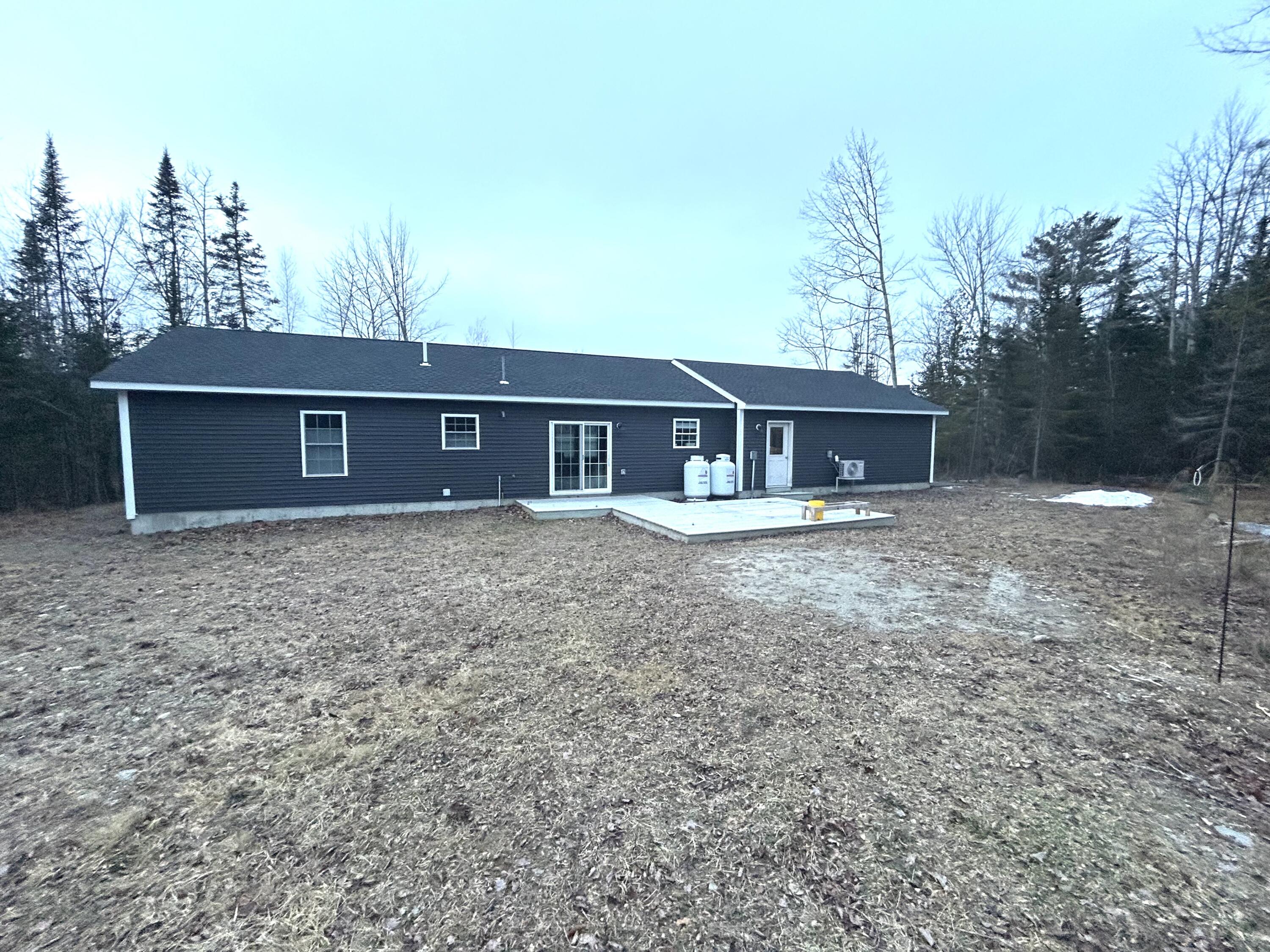 450 Davis Road Bangor, ME 04401 - Photo 5 of 29 3