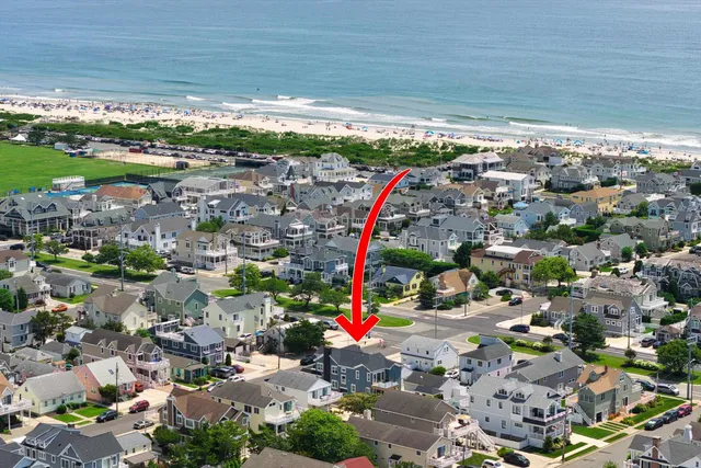 $4,799,000 | 225 85th Street, Stone Harbor, NJ 08247