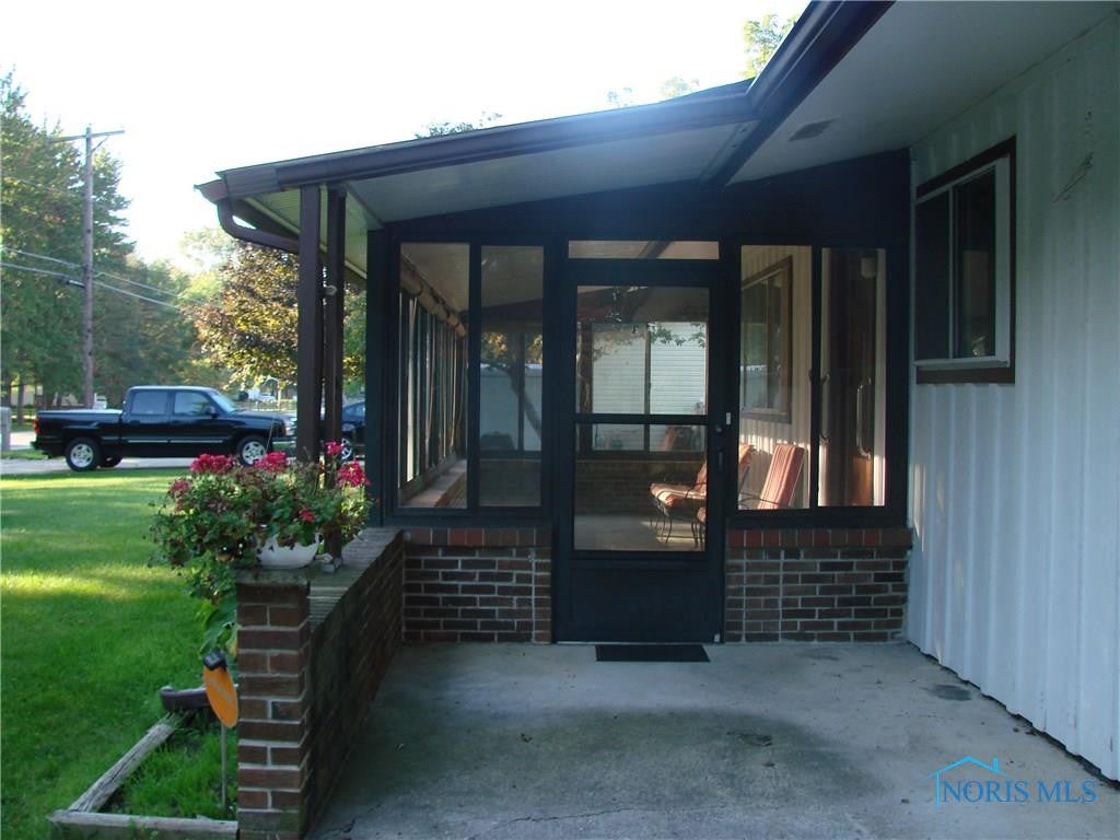 2749 Moffat Road Toledo, OH 43615 - Photo 4 of 27 Gallery Image 4