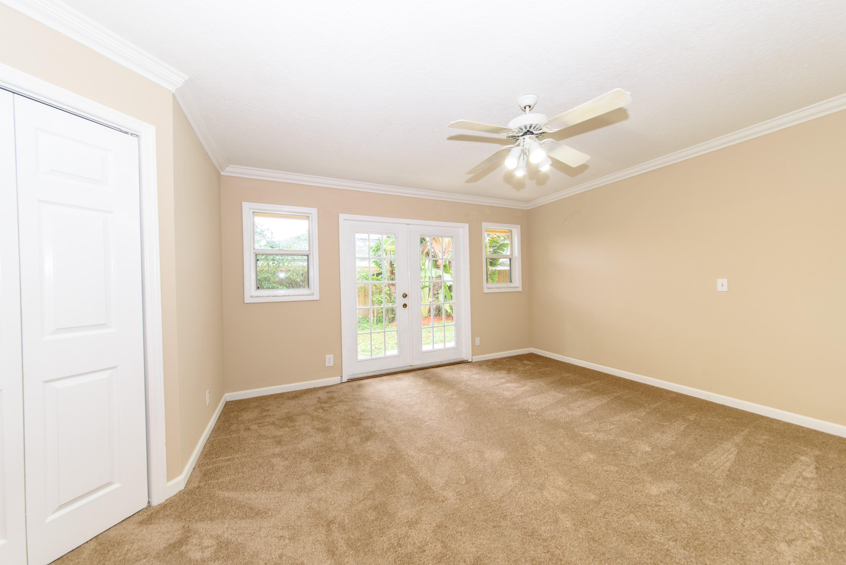 6373 Foster Street Jupiter, FL 33458 - Photo 10 of 18 Master Bedroom