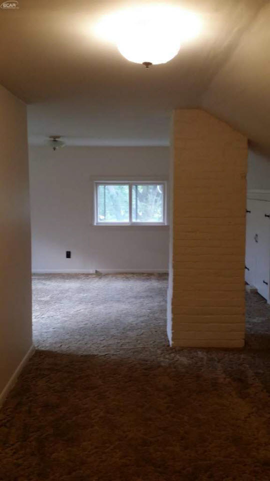 6240 Fenton Road Flint, MI 48507 - Photo 15 of 30 21217040-14.JPG